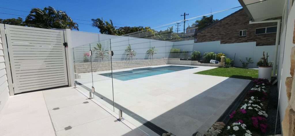 Custom ModularWalls Glass and Aluminium Fence Korora